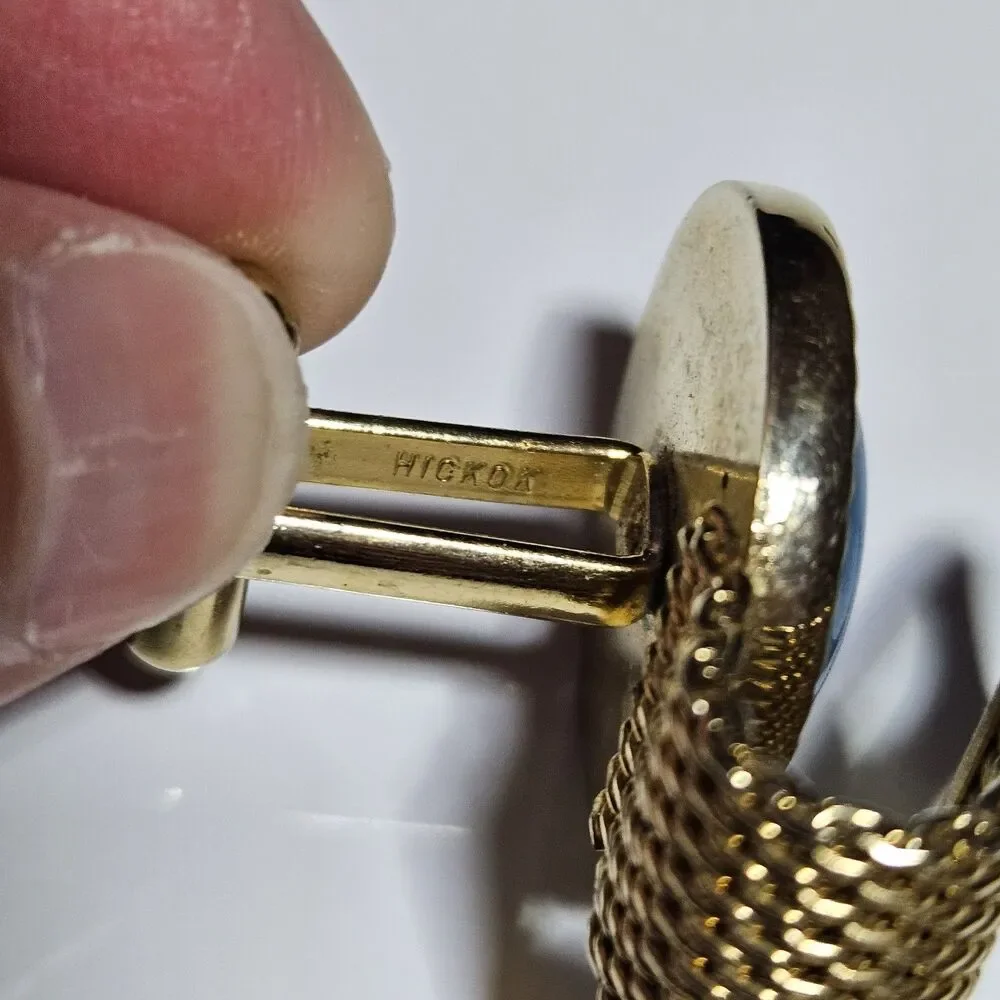 Hickok Vintage Gold Tone Mesh Wrap Round Blue Glass Cuff Links